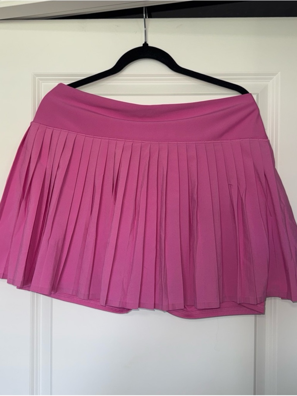 Abercrombie & Fitch Hot Pink Pleated Skater Skirt